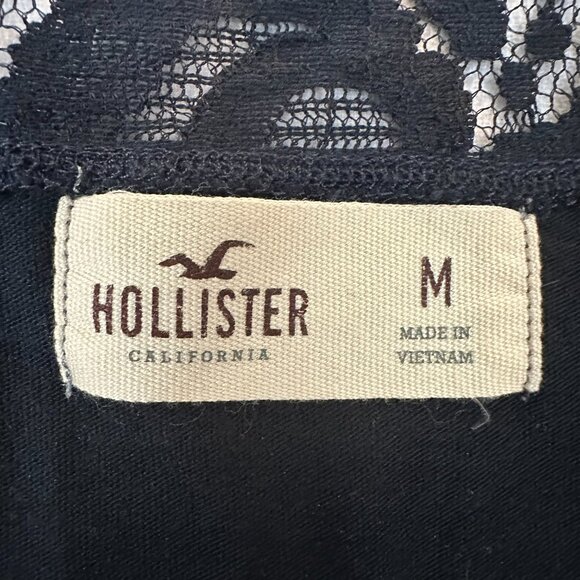 Hollister Short Sleeve Lace Top in Navy Blue - Picture 3 of 6